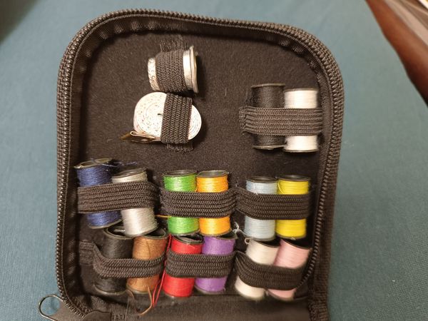 小巧俱全的针线日用品