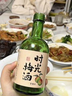 在同事家聚餐，连喝三瓶！