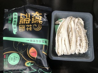 味道还不错的~燃魂拌面