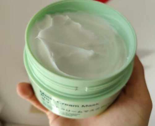 面膜可以用来改善我们的肤质