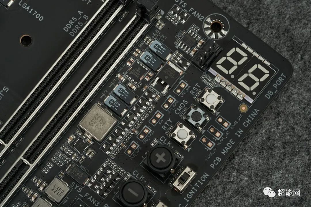 技嘉Z790 AORUS TACHYON主板评测：带CPU和内存冲上更高频率
