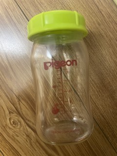 贝亲160毫升奶瓶，孩子的第一个奶瓶