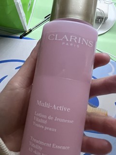 Clarins娇韵诗青春少女赋活分龄精华水补水