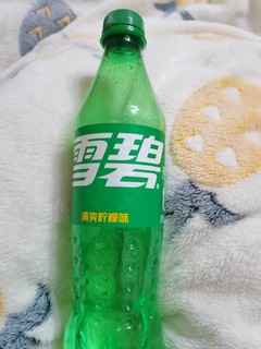 可口可乐雪碧柠檬味汽水