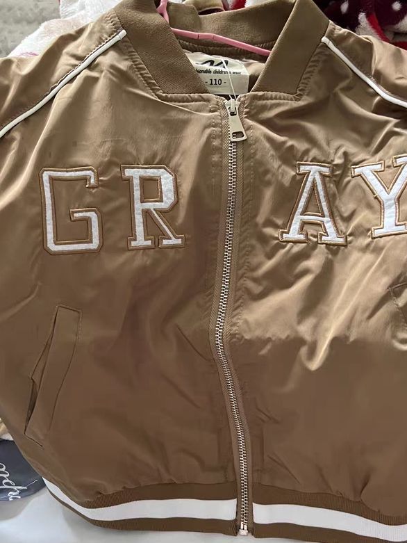 好看耐穿不怕脏的儿童棒球服外套