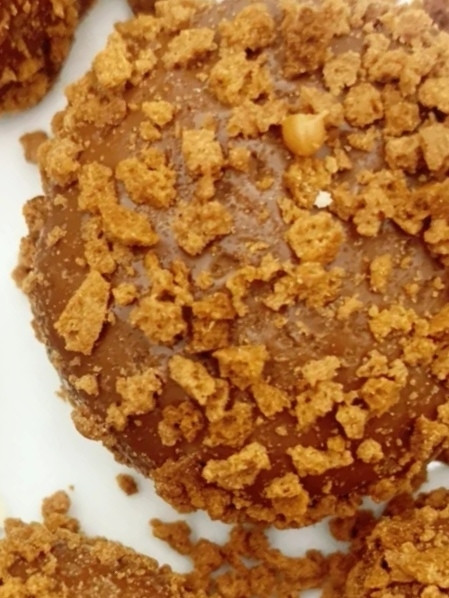 进口零食天花板～焦糖酥心巧克力～