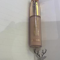 粉底液的话也不卡粉吧