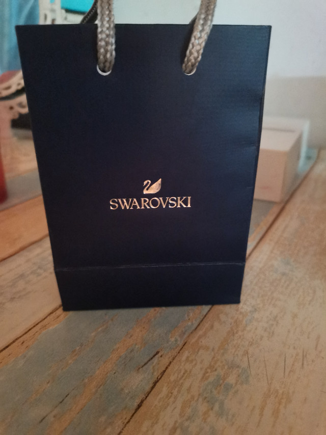 百搭气质的小天鹅项链