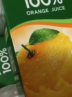 喝果汁还是喜欢喝橙汁味的