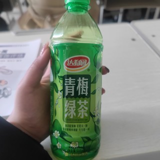 青梅绿茶夏天的绝佳搭配