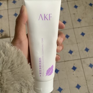 Akf紫苏氨基酸清洁洗面奶