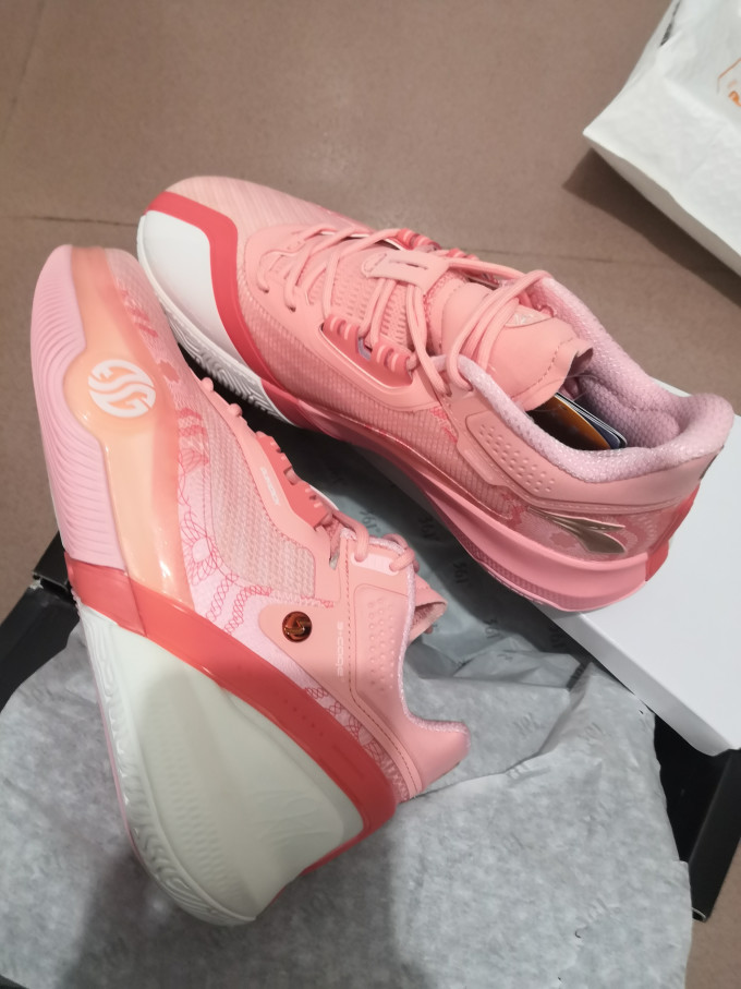 361°篮球鞋怎么样 ag3牛皮,颜值无敌,骚粉色依._什么值得买