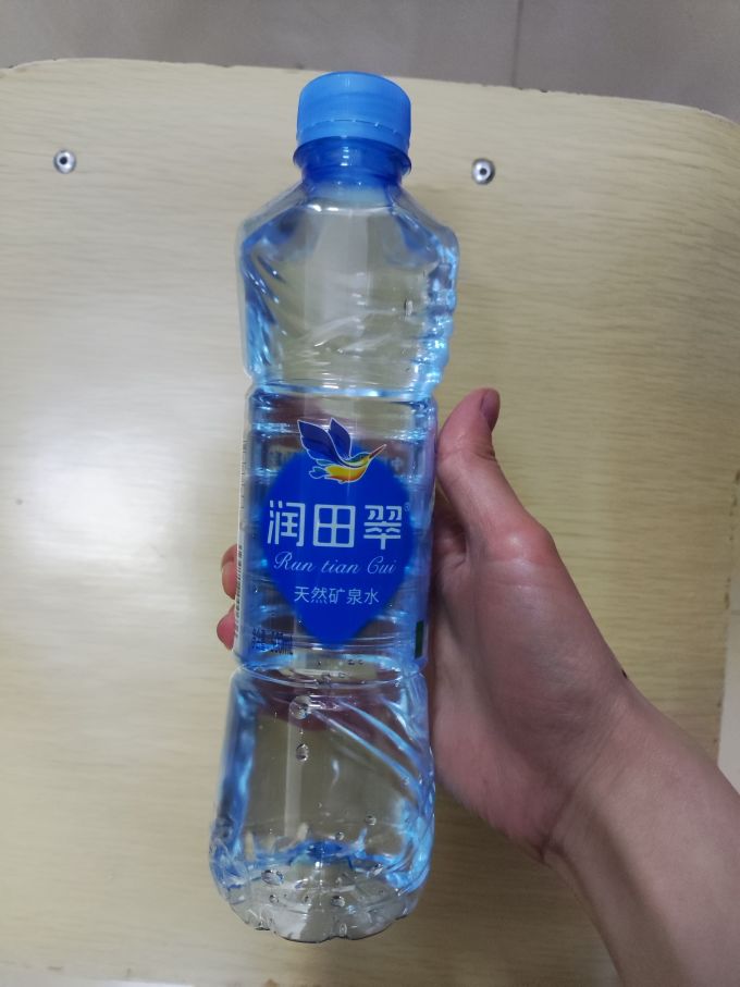 喝起来特别甘甜的润田翠天然矿泉水