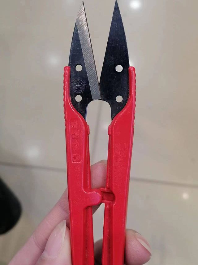 U型剪刀锋利轻便不生锈
