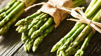 建议中老年人：冬春换季，多吃6种“高叶酸蔬菜”，手脚更有劲