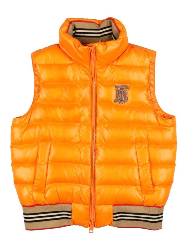 马甲配秋衣，绝配又拉风