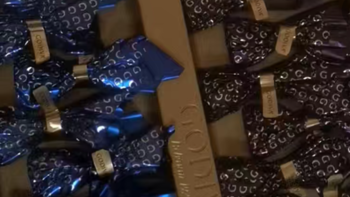 GODIVA歌帝梵巧克力礼盒松露巧克力铁盒12颗+3颗零食送女友礼物