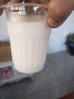 椰谷鲜榨鲜椰子汁