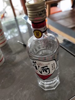 品味人生，懂生活，更董酒