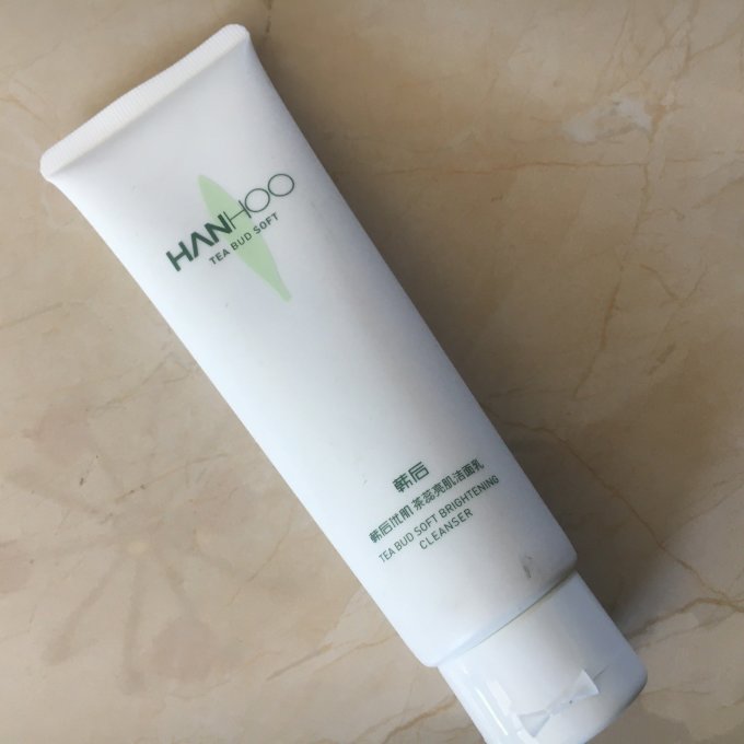 韩后洁面乳怎么样好用吗 我平常喜欢的洗面奶——韩后洗面奶_什么值得