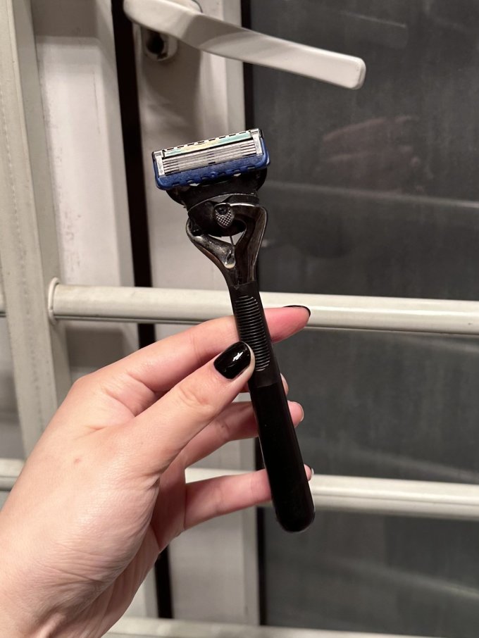 吉列手动剃须刀怎么样好用吗 刮的非常干净的剃须刀_什么值得买
