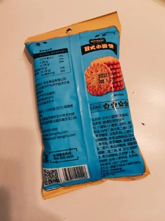 办公室零食：一块钱一袋的小饼干