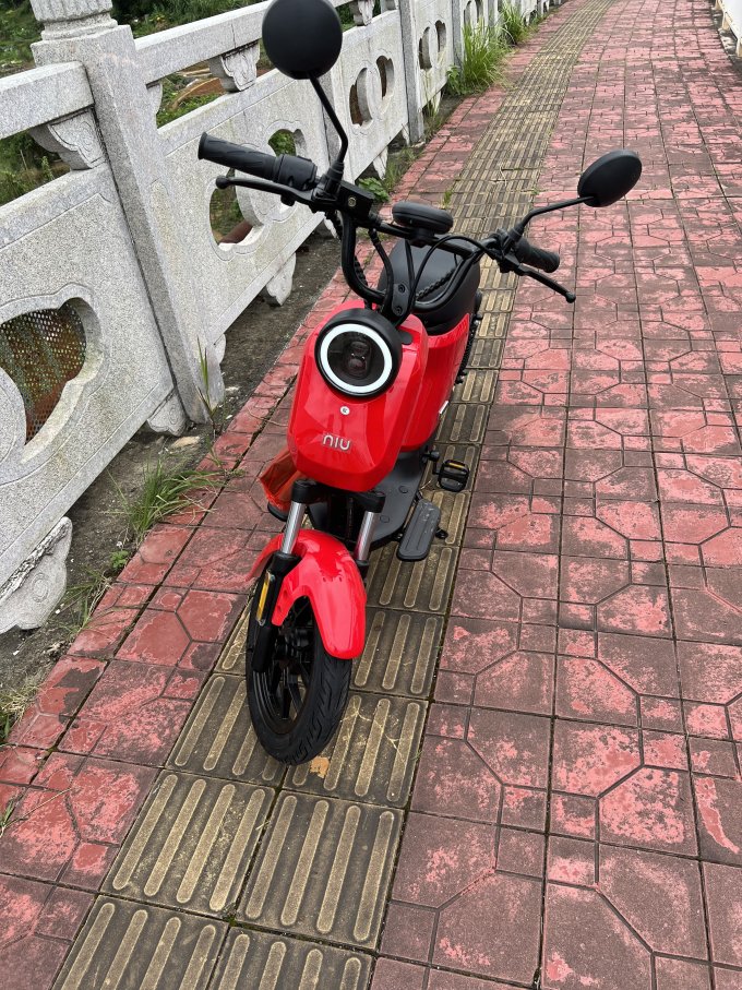 小牛电动电动车