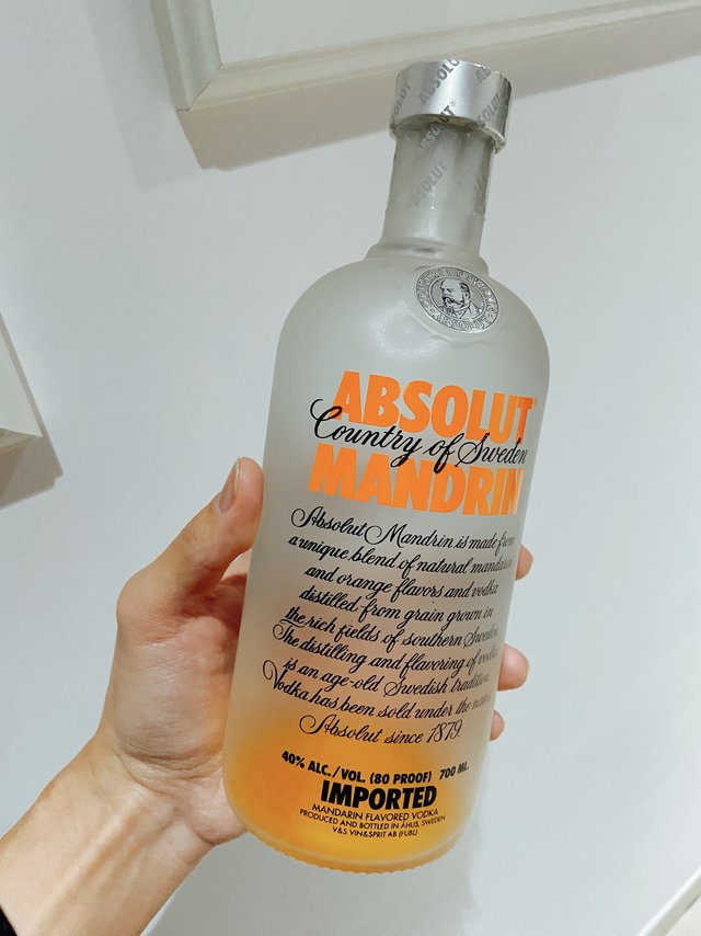 家里最后一瓶绝对伏特加