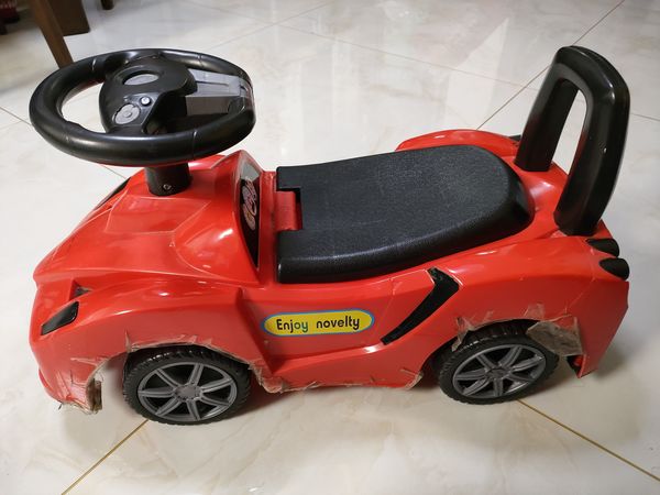 lecool儿童滑行车四轮扭扭车带音乐宝宝车小