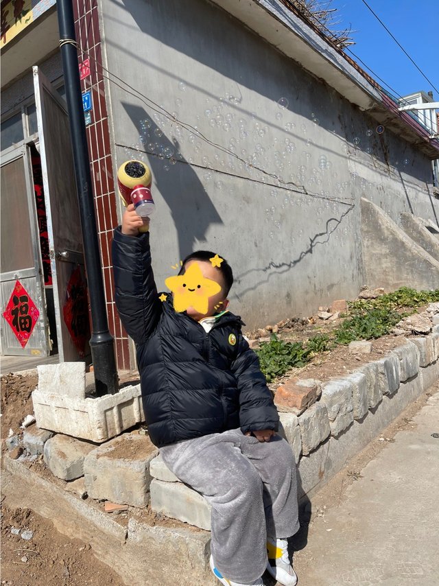 非常好穿的轻薄款羽绒服，春天穿超合适！