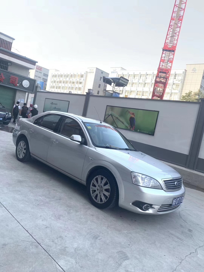 长安福特中型车