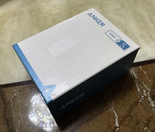 anker65w氮化镓充电头