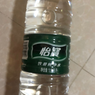  众所周知的矿泉水赶紧来上一瓶吖～