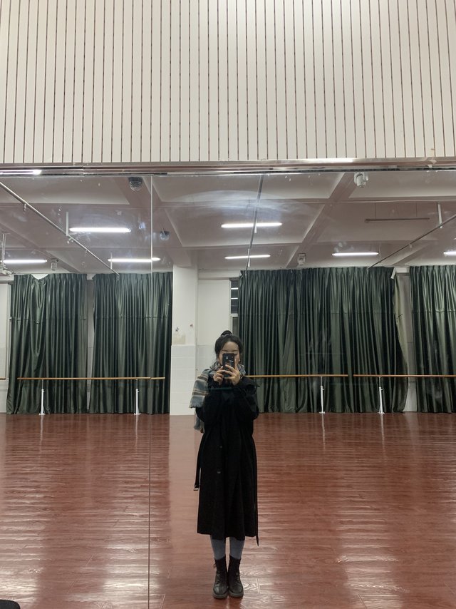 去年最爱的一个外套就是这个风衣