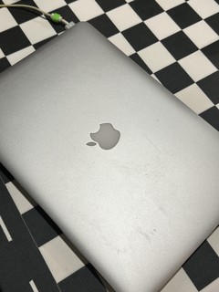 用了好多年的老伙计，MacBook pro