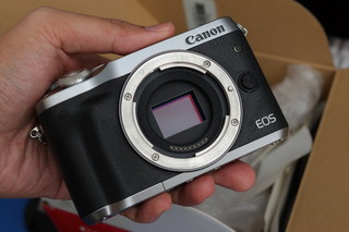 我的第一台相机-佳能eos m6