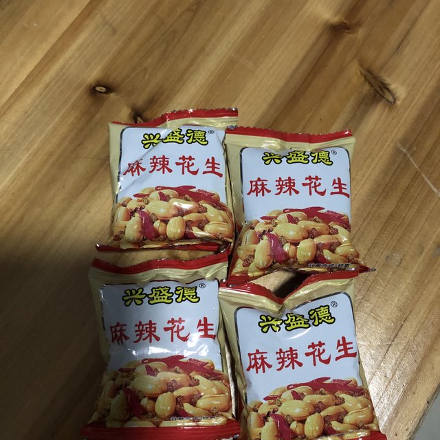 兴德盛麻辣花生，下酒菜挺不错的