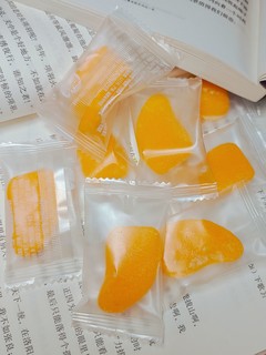 超级软Q的维生素软糖，浓浓的芒果味