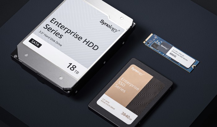 群晖发布 DiskStation DS1823xs+ NAS，AMD锐龙平台、最高324TB储存