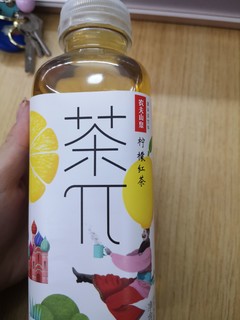 这款饮料的包装好好看