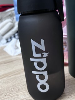 Zippo大容量运动水杯防摔