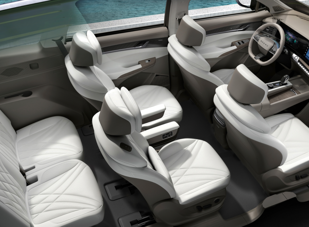 荣威RX9正式上市，标配独立航空级座椅，家享大6座SUV