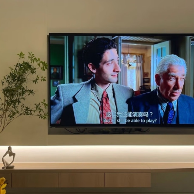 Toshiba/东芝 77X8900KFOLED 4K超高清全面屏智慧电视机，真心不错。