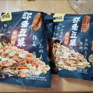 童年休闲零食虾条豆果