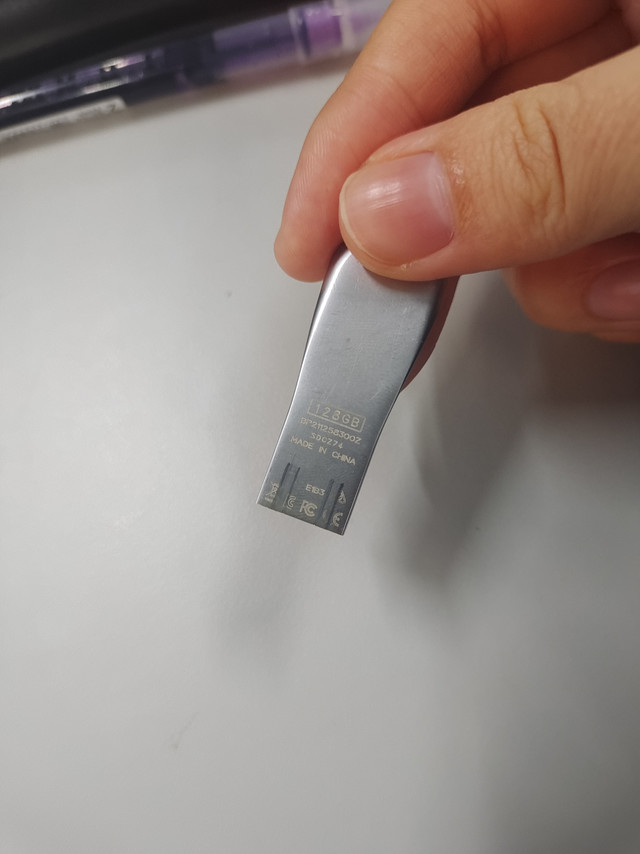 一款高速金属U盘推荐啦