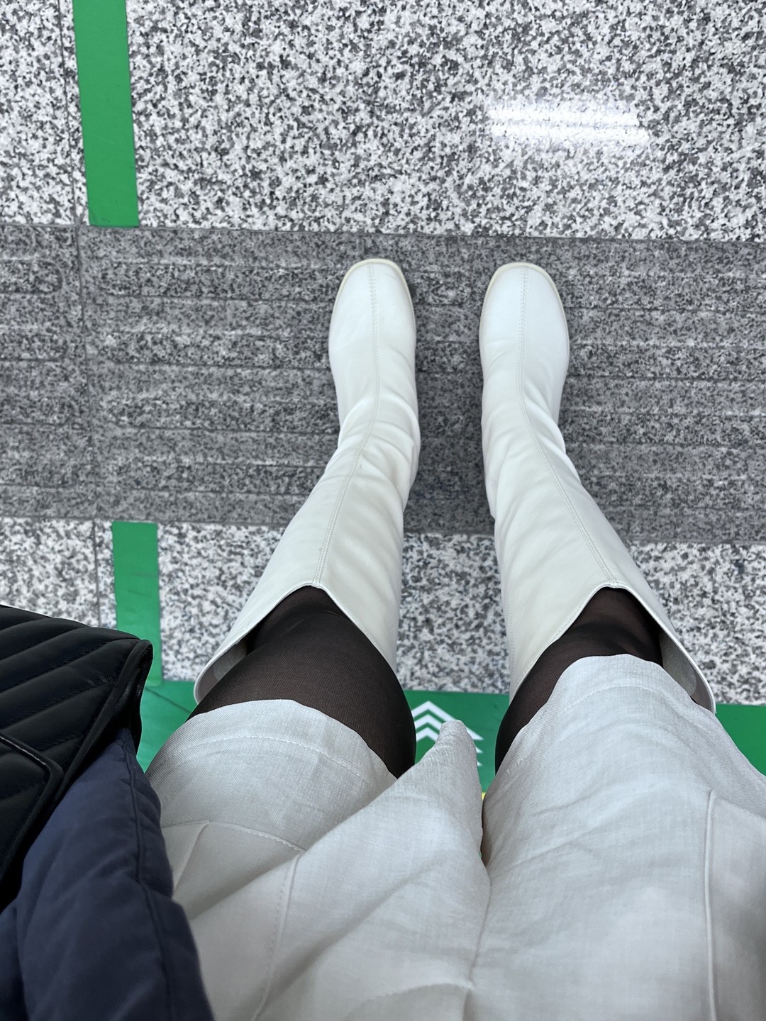 👢白色直筒高靴子_什么值得买
