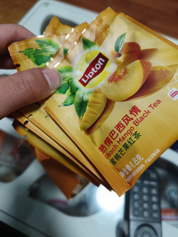 立顿英式果茶瓶装图片