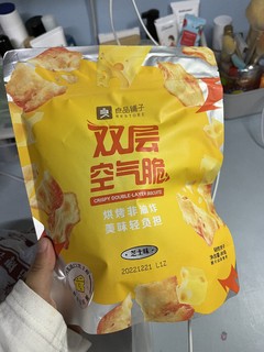 良品铺子双层空气脆芝士味薯片