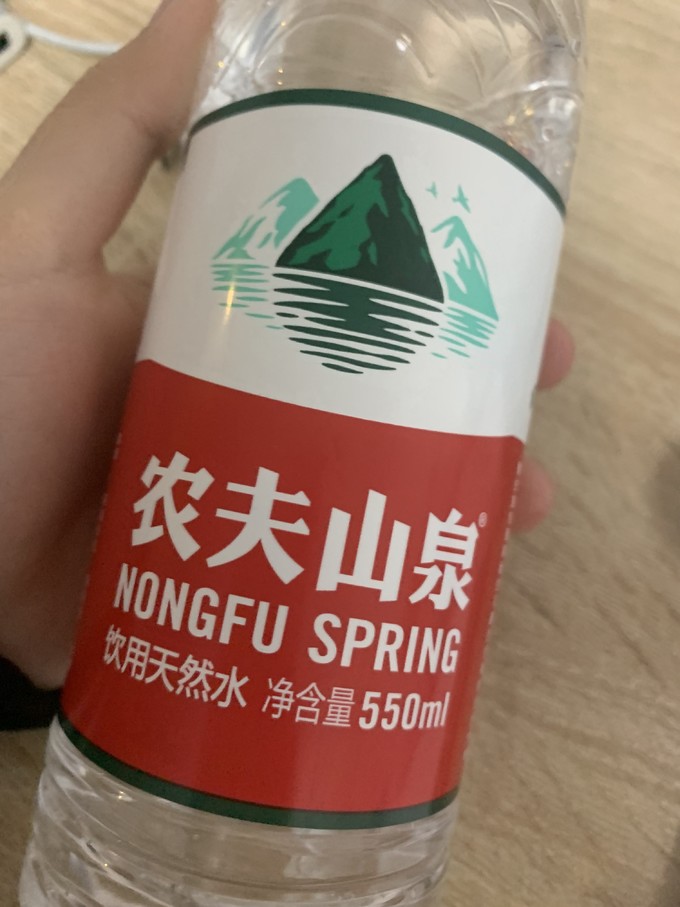 农夫山泉饮用水