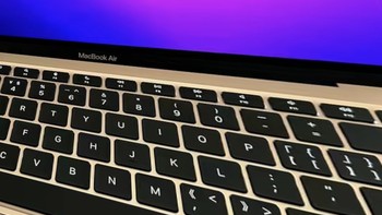 202303 篇十四：认证挑战赛。Apple/苹果新品2020款MacbookAir 13.3英寸M1芯片,实力,来的轻巧